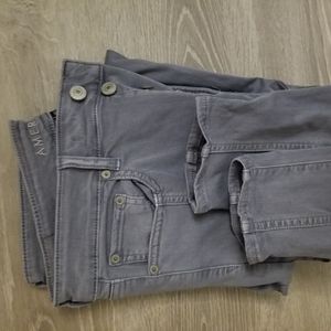 Mid rise skinny jeans